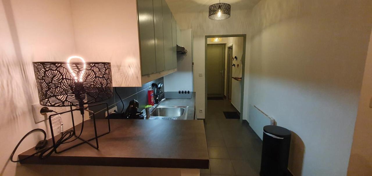 Les Balcons De Dieppe - Appartement 1Er Etage - Certifie 3 Etoiles Au Coeur De La Rue Pietonne Luaran gambar