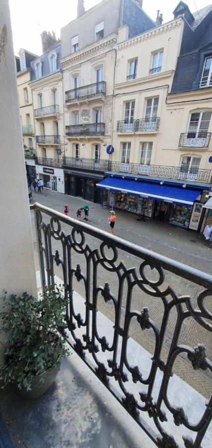 Les Balcons De Dieppe - Appartement 1Er Etage - Certifie 3 Etoiles Au Coeur De La Rue Pietonne Luaran gambar