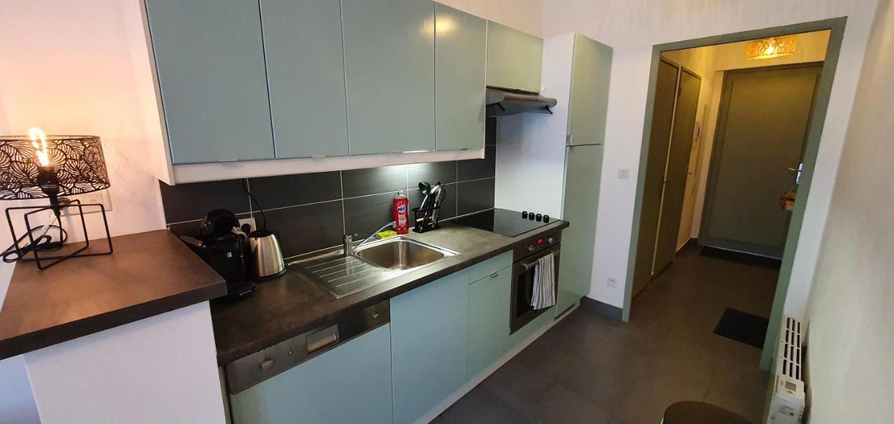 Les Balcons De Dieppe - Appartement 1Er Etage - Certifie 3 Etoiles Au Coeur De La Rue Pietonne Luaran gambar